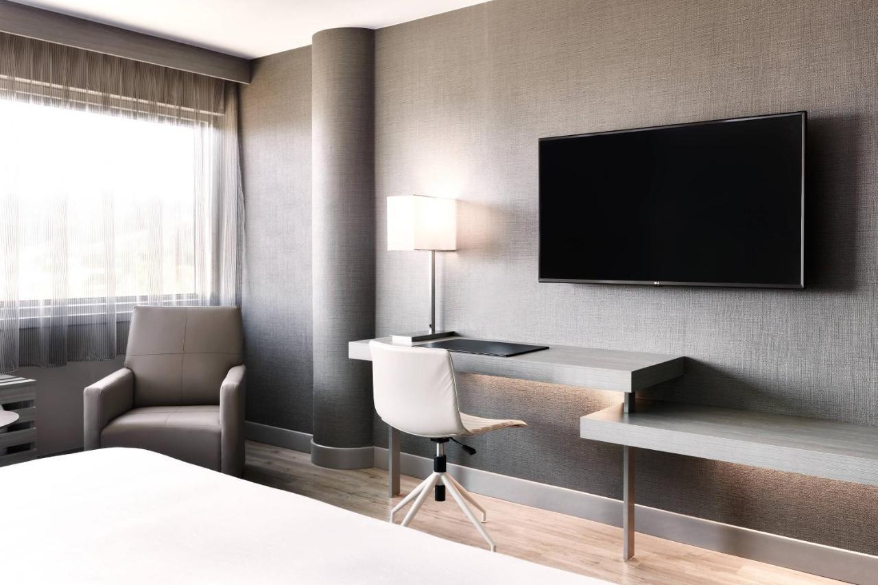 Ac Hotel By Marriott Pleasanton Εξωτερικό φωτογραφία