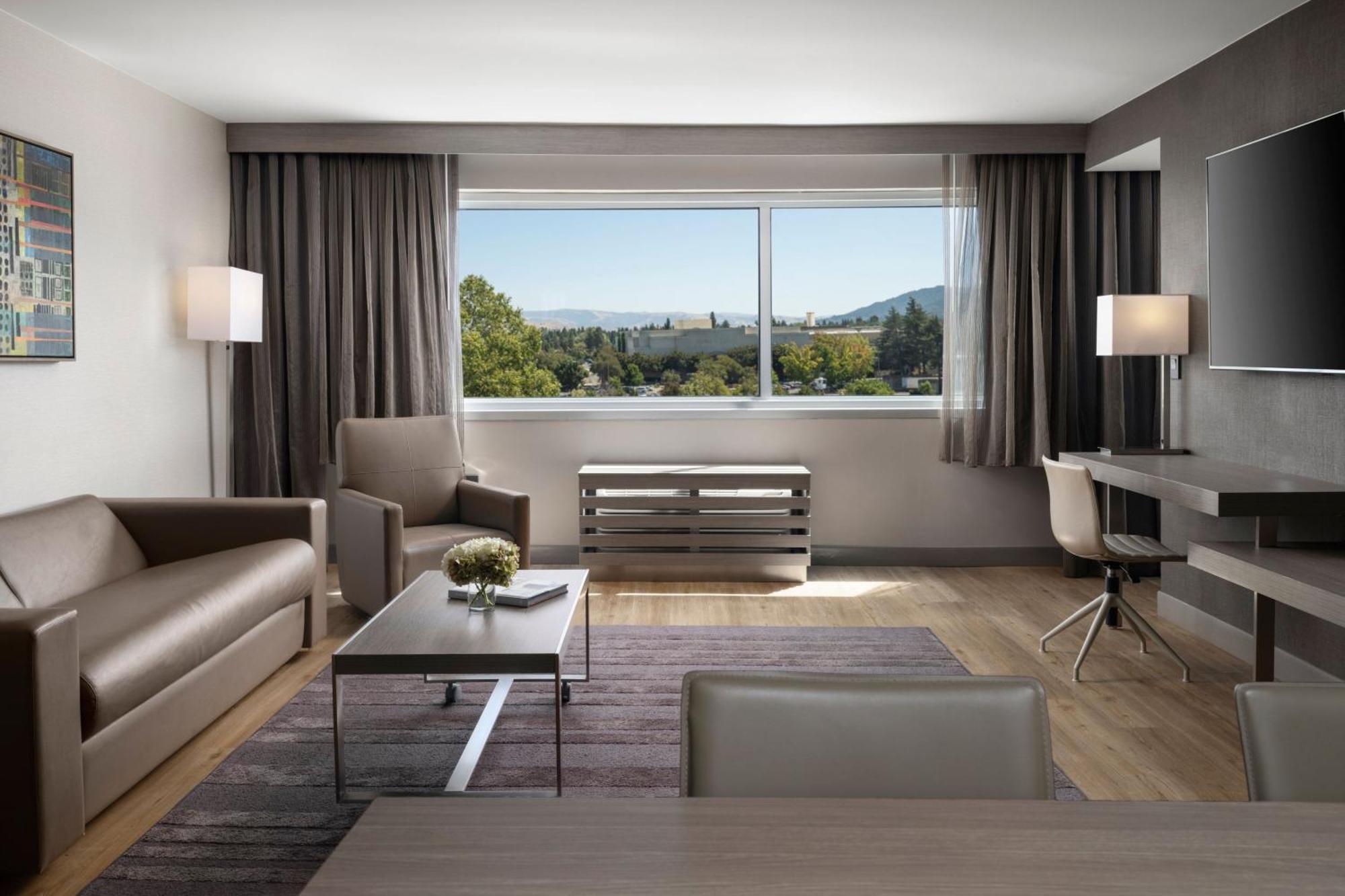 Ac Hotel By Marriott Pleasanton Εξωτερικό φωτογραφία