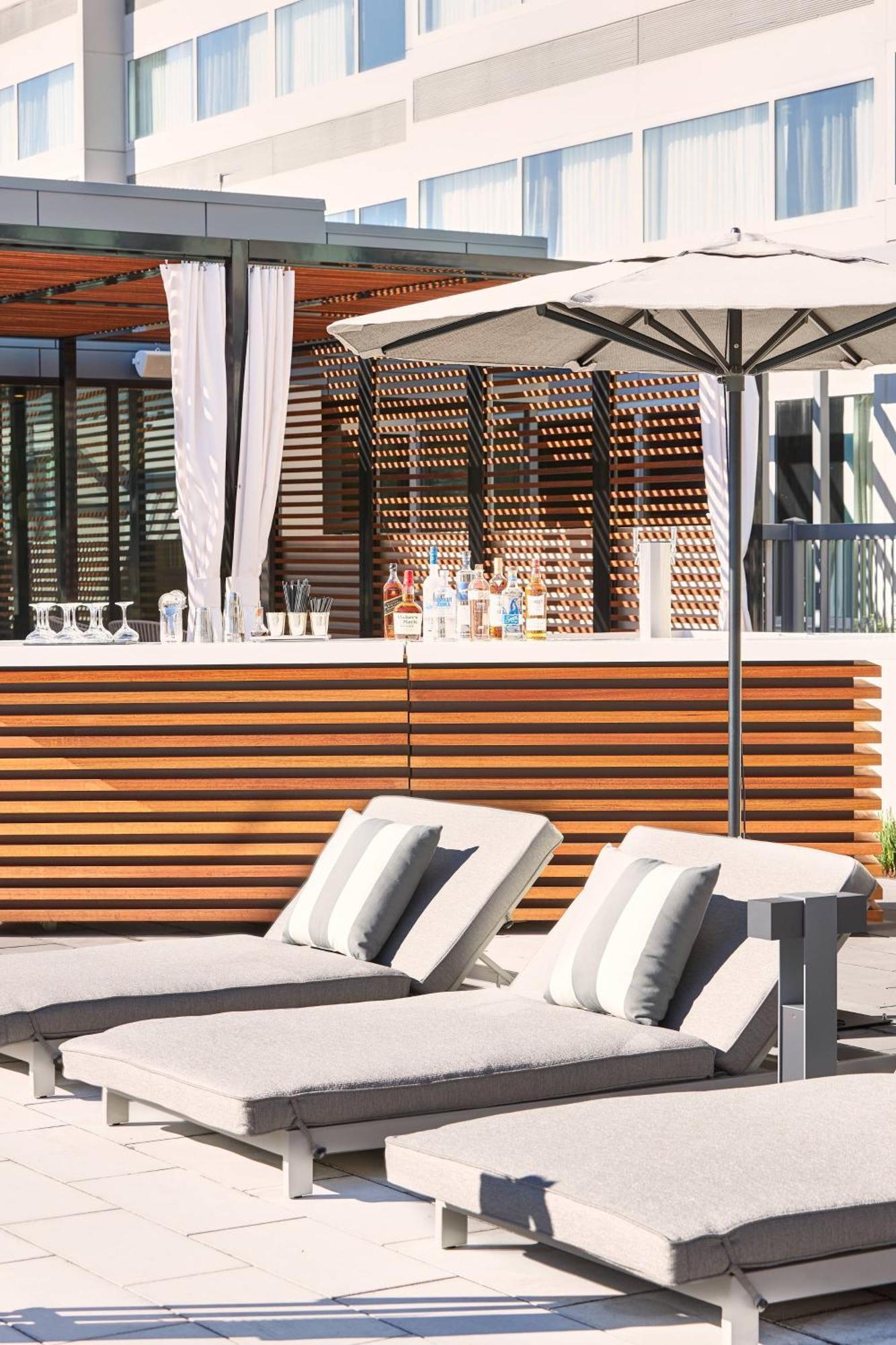 Ac Hotel By Marriott Pleasanton Εξωτερικό φωτογραφία