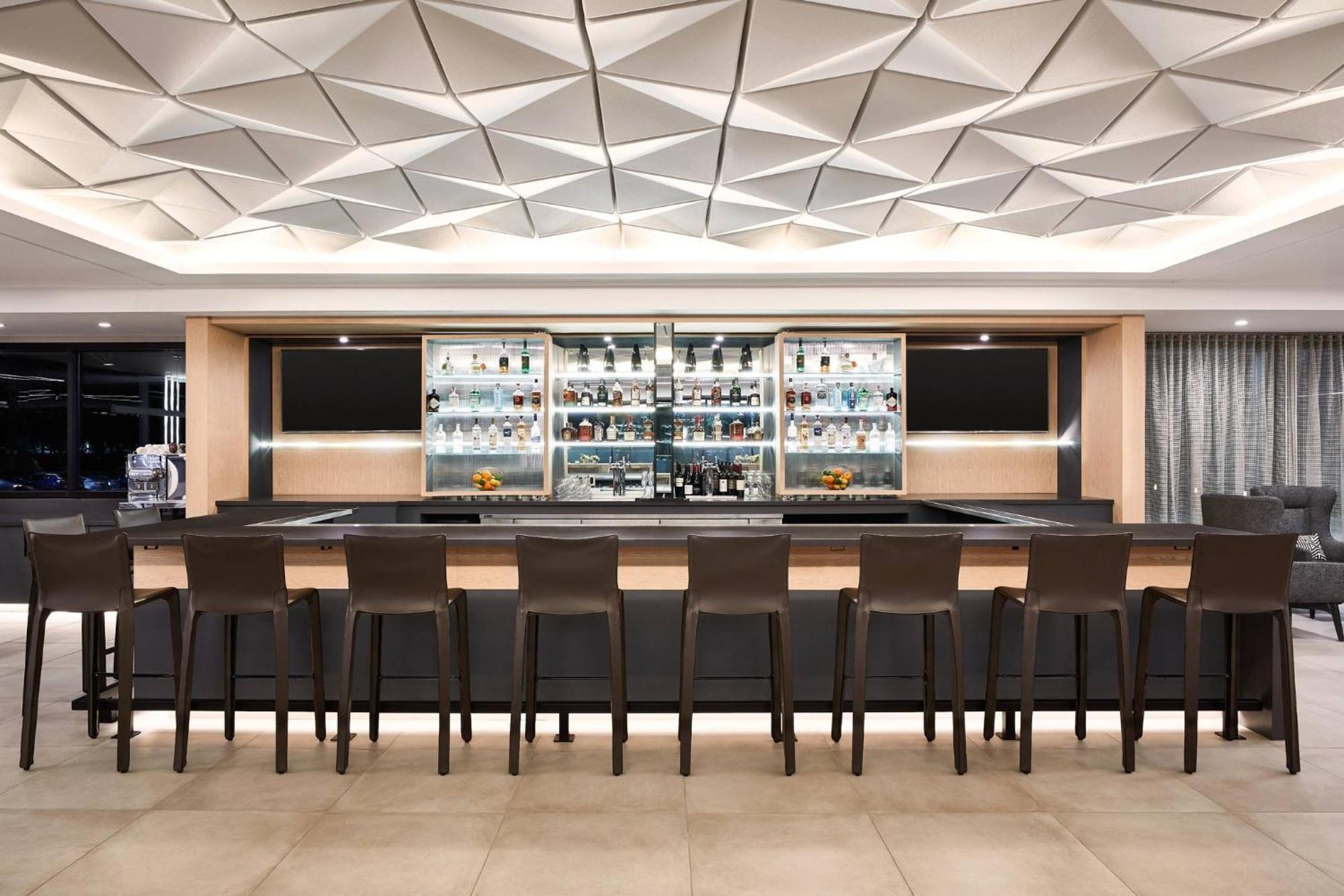 Ac Hotel By Marriott Pleasanton Εξωτερικό φωτογραφία