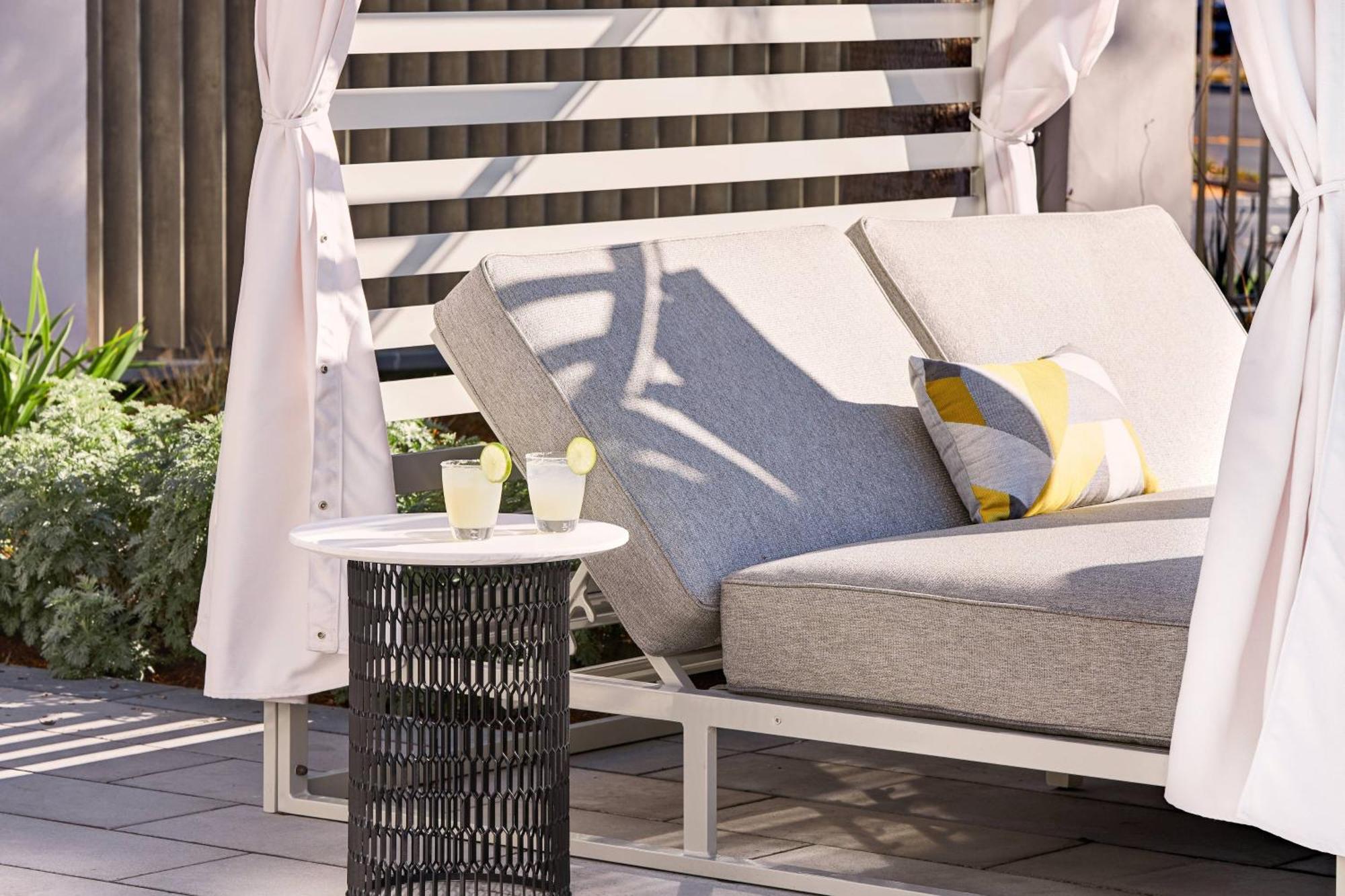 Ac Hotel By Marriott Pleasanton Εξωτερικό φωτογραφία